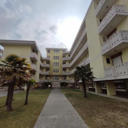 Διαμέρισμα Functional With Balcony Μπιμπιόνε