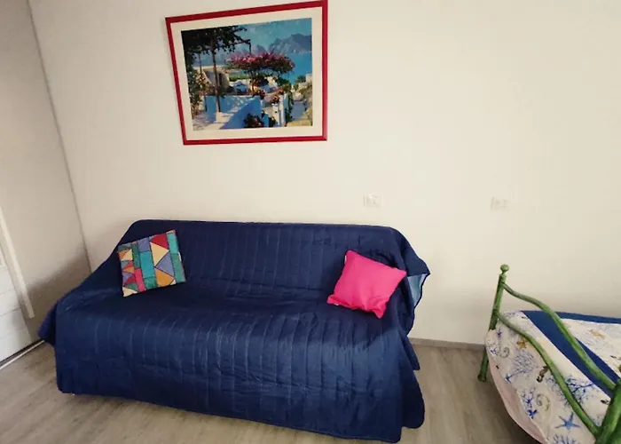 Functional With Balcony דירה *