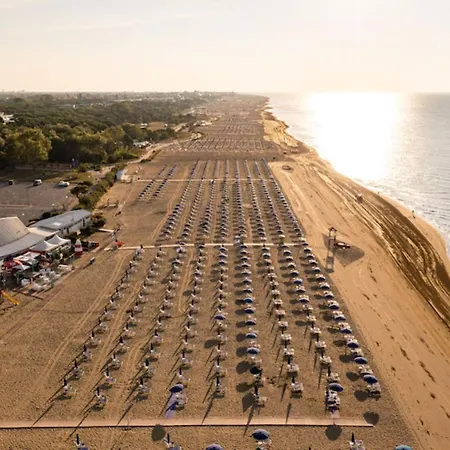 아파트 Functional With Balcony